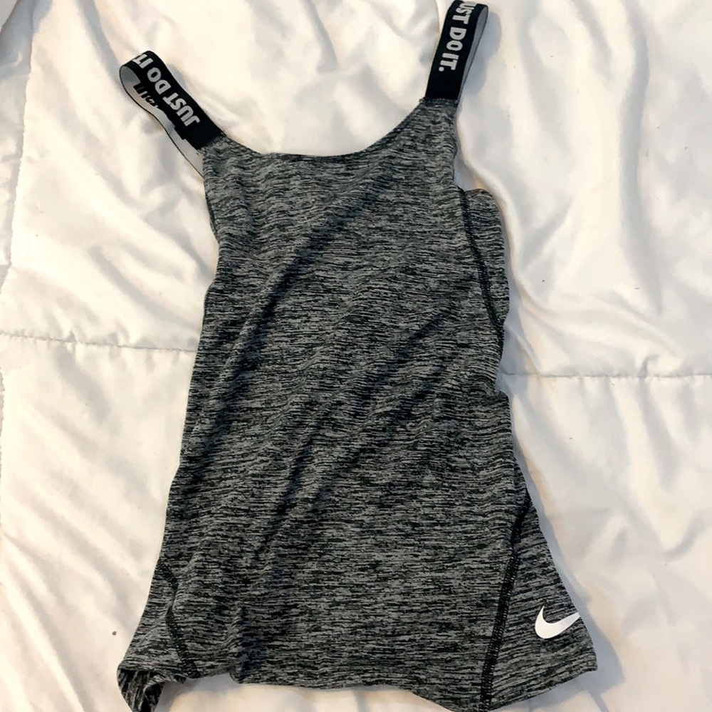Nike cross back tank